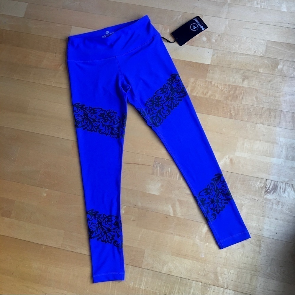90 Degree by Reflex Floral Rocker Chick Stripe, Low Rise Legging, Blue, Black, S